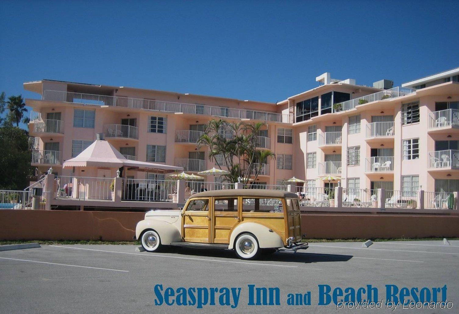 Seaspray Inn Beach Resort Palm Beach Shores Exteriér fotografie